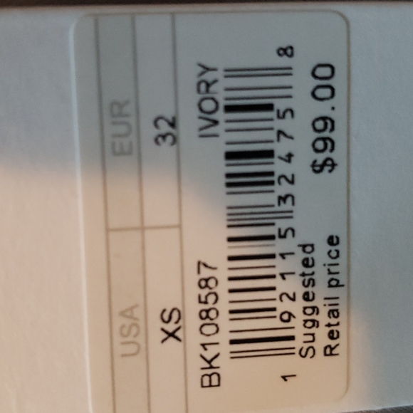 White BB Dakota brand dress size XS - Picture 5 of 5